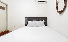 Danysa Guest House Jakarta Redpartner